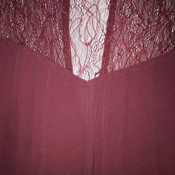 LIKE NEW Kendall & Kylie Maroon Mini Dress Small S - Picture 4 of 8